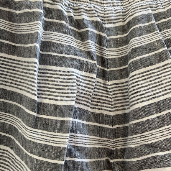 J. Jill Blue and White Striped Linen Shorts - Size XL - Picture 8 of 10